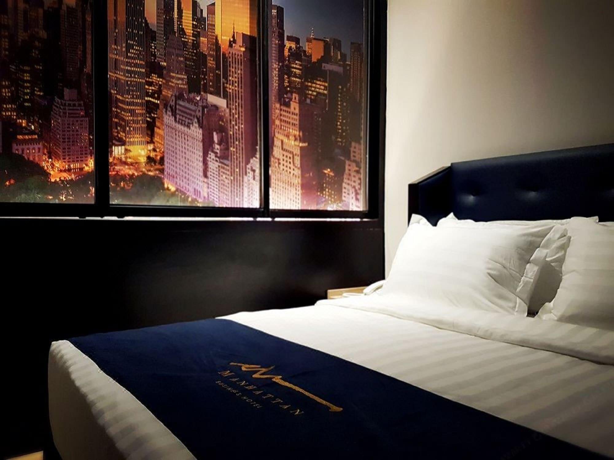 Manhattan Business Ttdi Kuala Lumpur